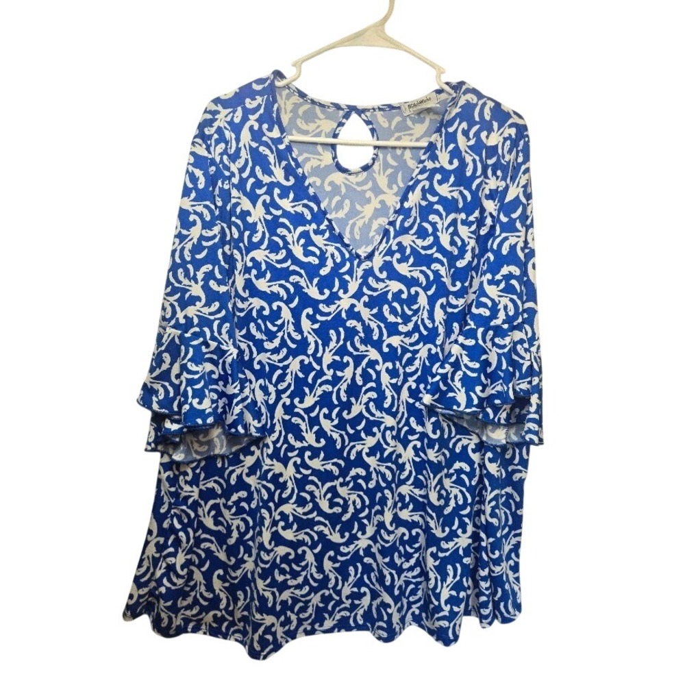 StitchWurks Los Angeles Blue White Scroll Print V-Neck Ruffle Bell Sleeve Top 3X